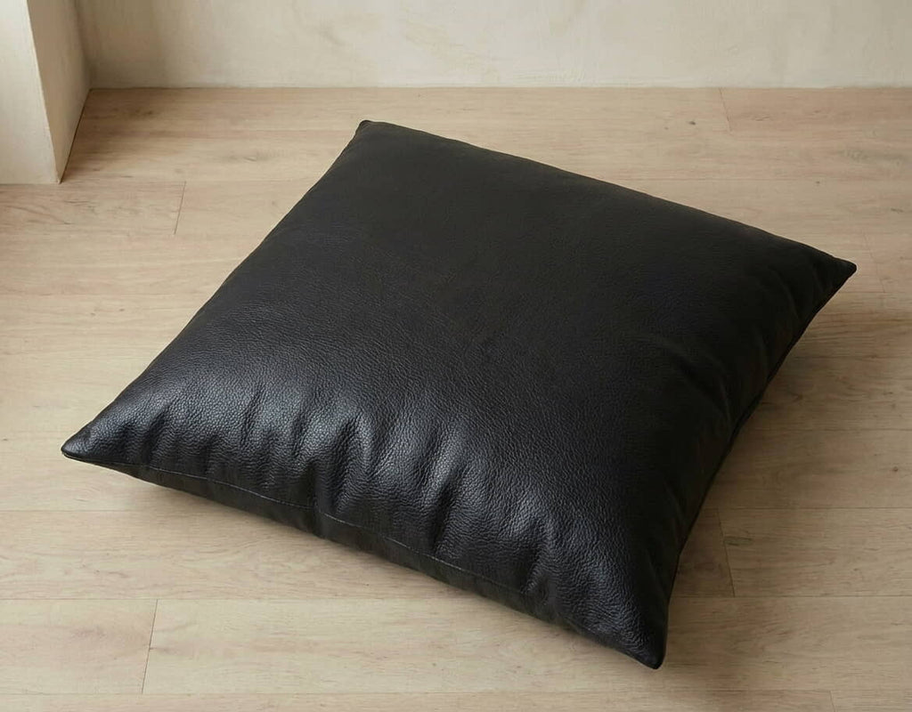 Voir l'image en plein écran Coussin de sol en cuir sur mesure